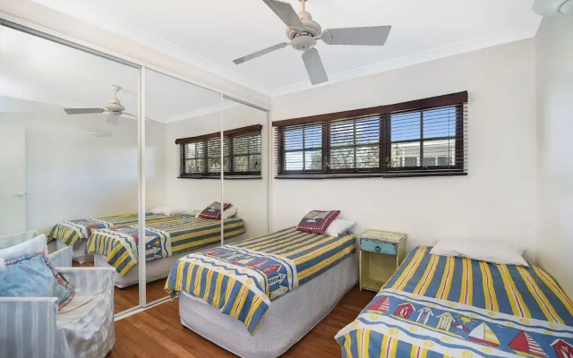 Notre Reve - 2/4 Brolga Place