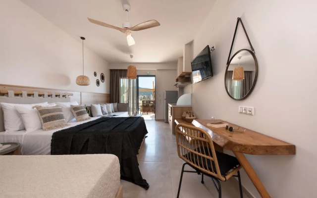 Del Mare Suites
