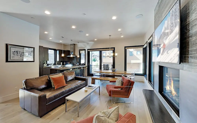 4264wd90 3 Bedroom Townhouse