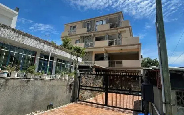 Luxurious Teak Furnished City Apartment w/ Pool