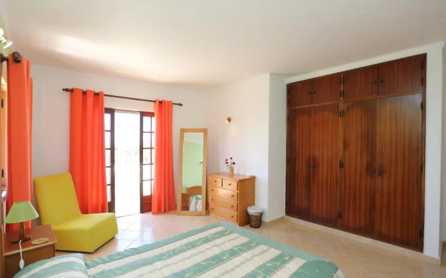 2 Br Condo Near Beach Sleeps 5 - Ava 1125