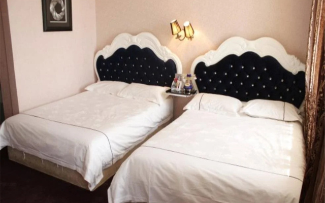 Tangfeng Art Hotel