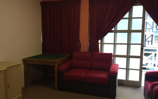 OYO 90412 N'ain Homestay