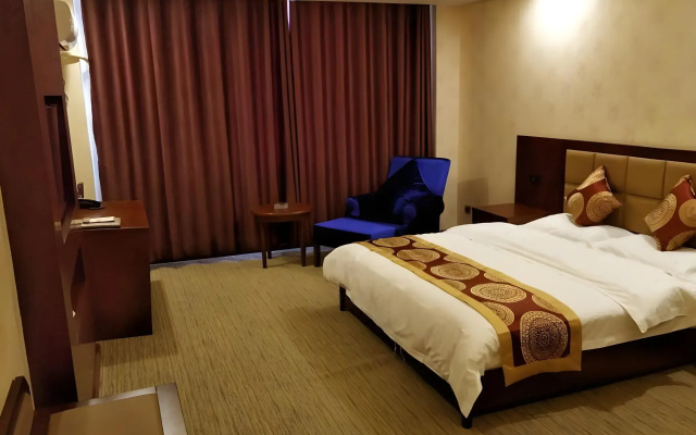 GreenTree Alliance Tacheng Wenqin Road Left Bank Of Sunshine Hotel