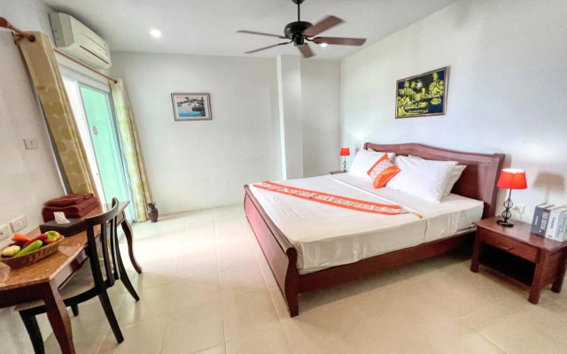SR Sea View Apartments