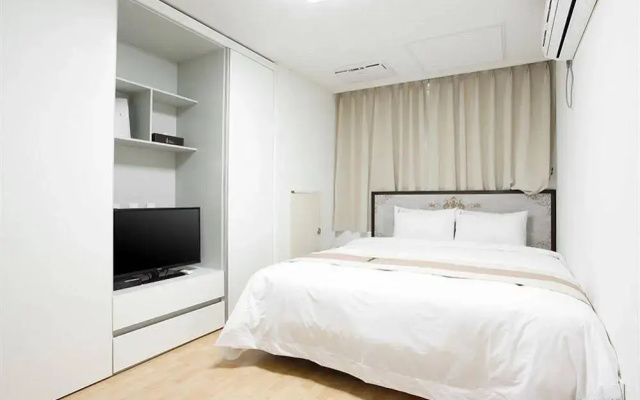 Hotel Eastern I