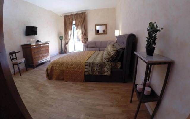 Pantheon Old Suite