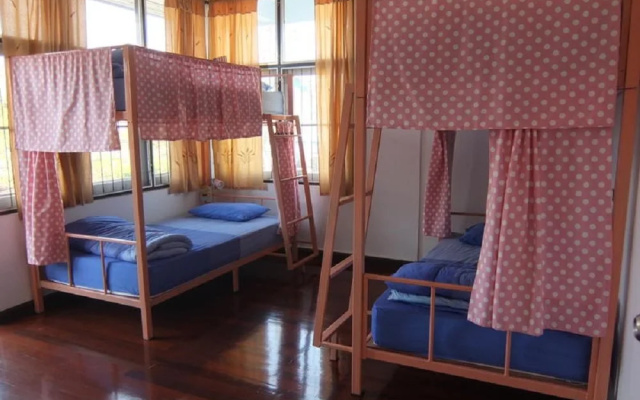 The Blue 14 House(เดอะ บลู 14 เฮาส์)
