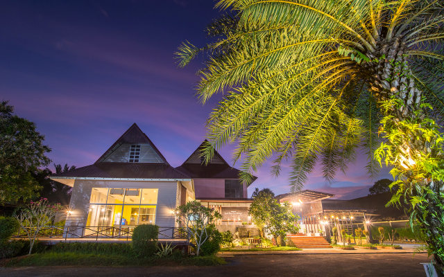 Отель Krabi Home Town Boutique Таиланд, Краби - отзывы, цены и фото номеров - забронировать отель Krabi Home Town Boutique онлайн вид на фасад