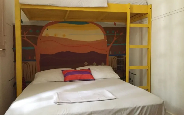 Hostel Metiê Café