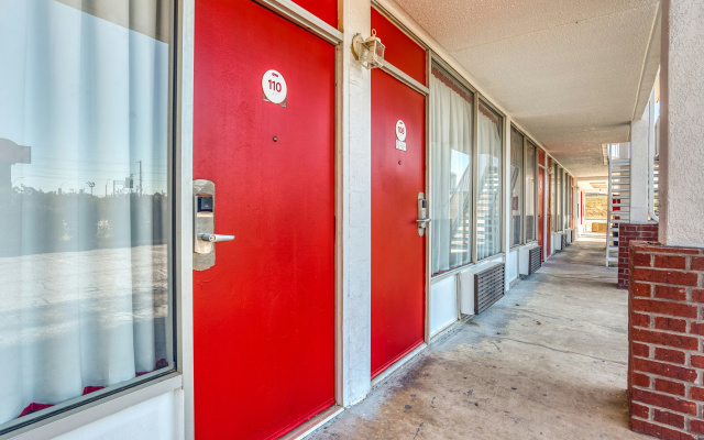 OYO Hotel Waco University Area/ I-35
