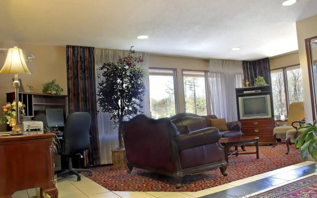 All-Movie Hotel