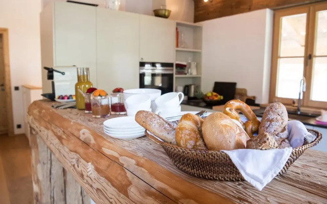 Chalet Silver Fox