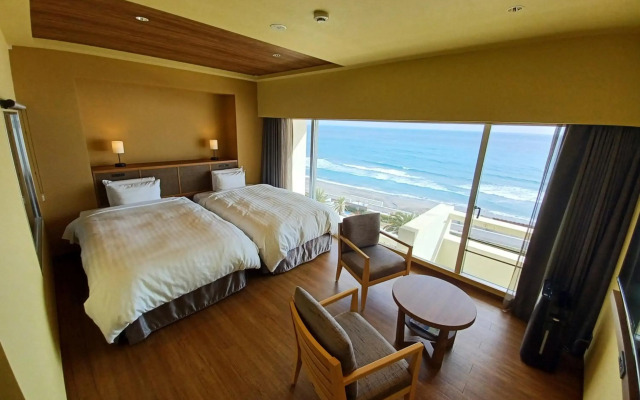 Kamogawa Grand Hotel