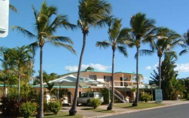 Palm View Holiday Apartments