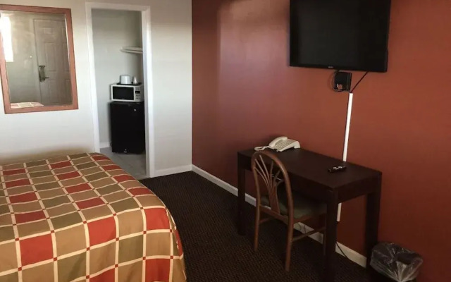 Red Carpet Motel