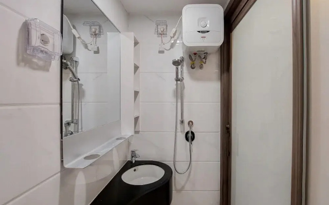 Fancy and Nice Studio at Sky House BSD Apartment