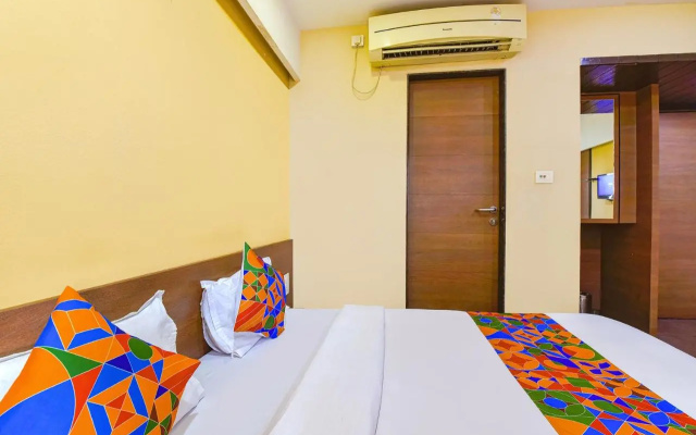 Fabhotel Rb Residency