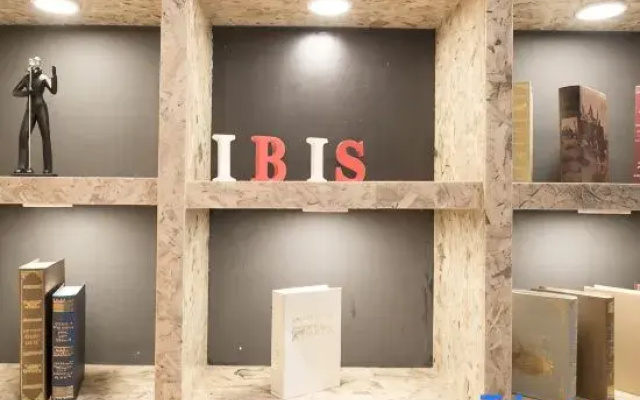 Ibis Hotel (Huijia Times Square Branch, Railway Bureau Subway Station)