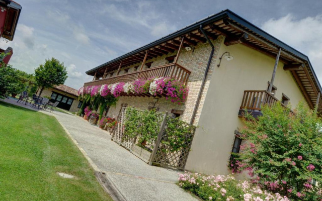 Alloggio Agrituristico Albafiorita
