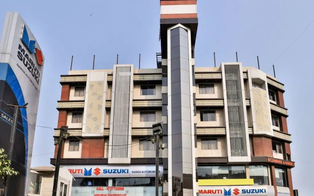 Super Townhouse Prahladnagar