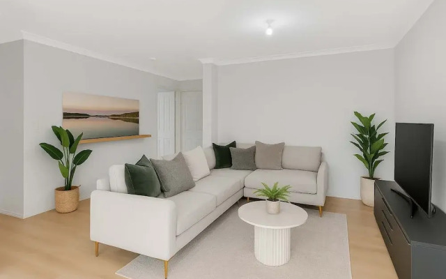 Stylish Queens Park Stay