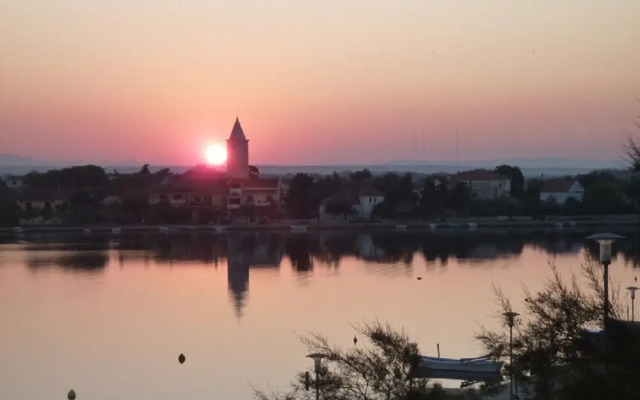 Ljilja - 10m From the sea With Parking - A3