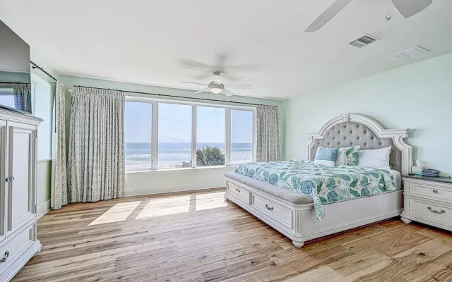 Ocean Paradise 4 Bedroom Home