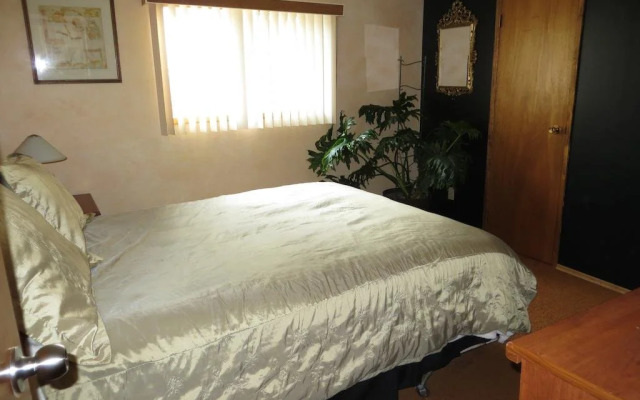 Whitewood Sands Bed & Breakfast