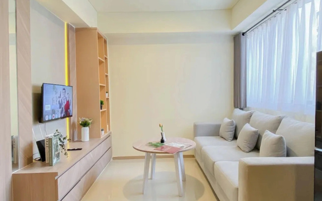 Comfortable And Good 2Br Space At Apartment Meikarta