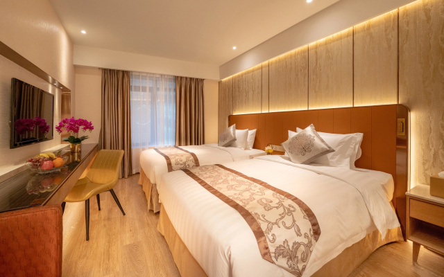 Hotel Golden Dragon