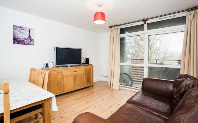 Fantastically Located 1 Bed Near Waterloo Station