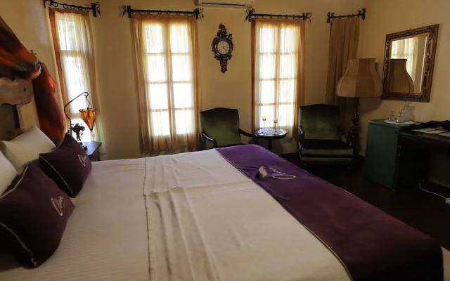 Olivia 1845 Guest House