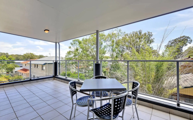 Shoal Bay Beachclub Apartments