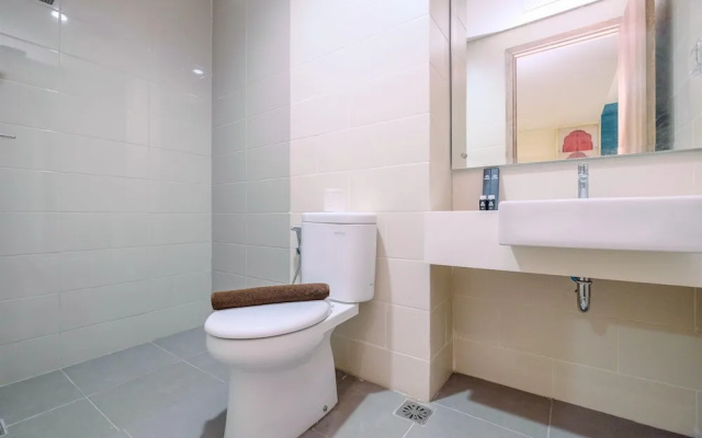 Simply 1Br Apartment At Pejaten Park Residence