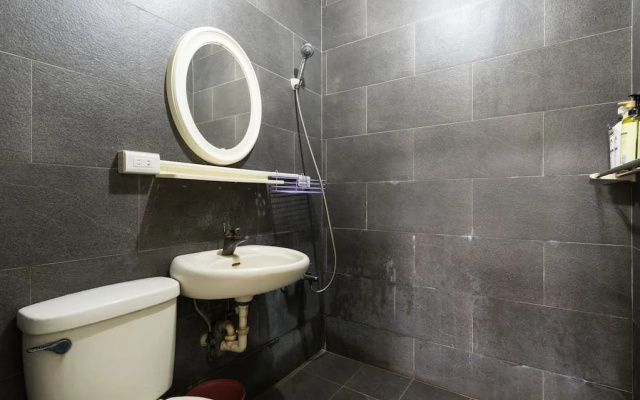 New Castle Apartment