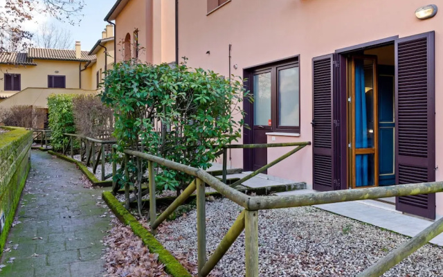 Restful Holiday Home in Sorano With Swimming Pool