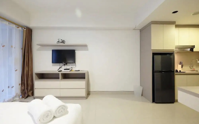 Modern Studio The H Residence near MT Haryono