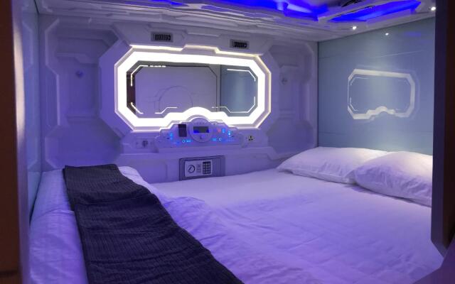 Отель Atlantis Pods at Chinatown Сингапур удобства в номере