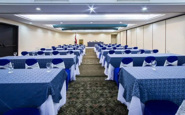 Best Western Irazu Hotel & Casino