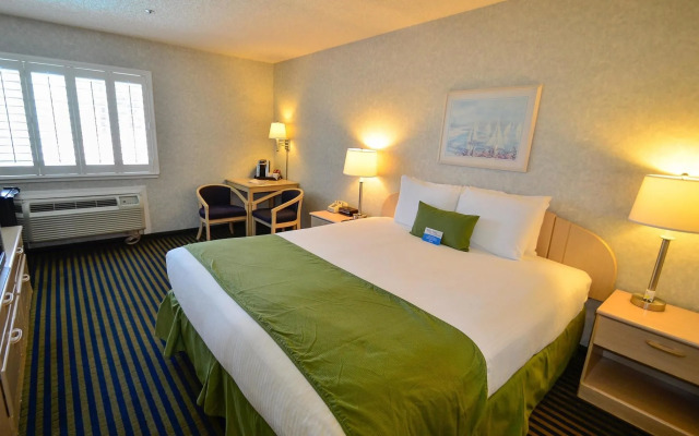 Ocean Pacific Lodge