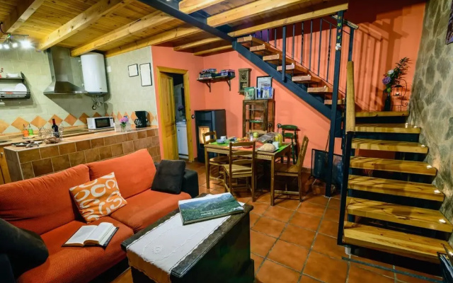 Rural House in the Mountain of Leon