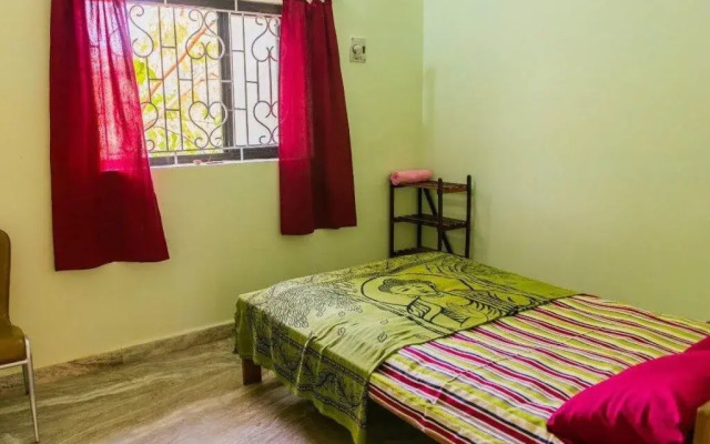Koala Hotel and Lounge