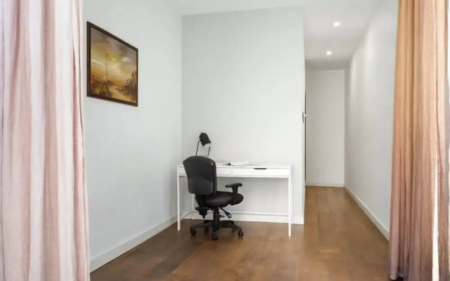 Traditional 2-bed Terrace House in Millers Point