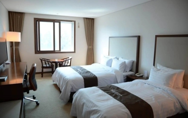 Narsha Hotel
