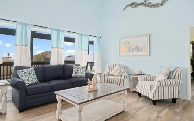 Coastal Paradise by Miss Kitty’s