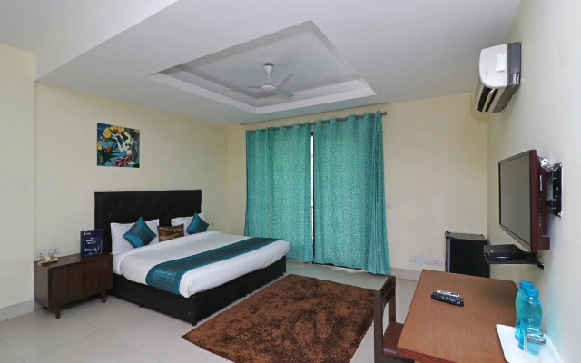 OYO 13867 The Hotel AM-Bliss