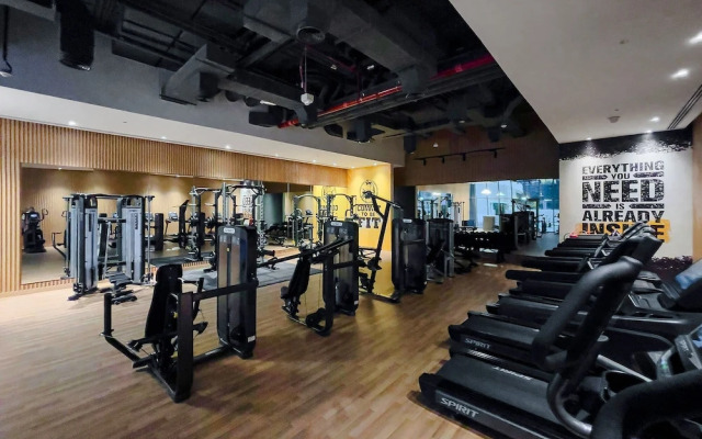 Modern and Cozy Studio at Seven Palm