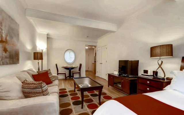 Global Luxury Suites at One Broadway