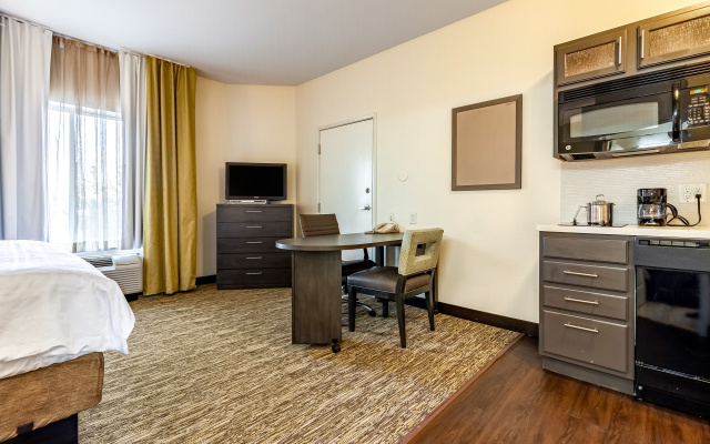 Candlewood Suites Lincoln by IHG
